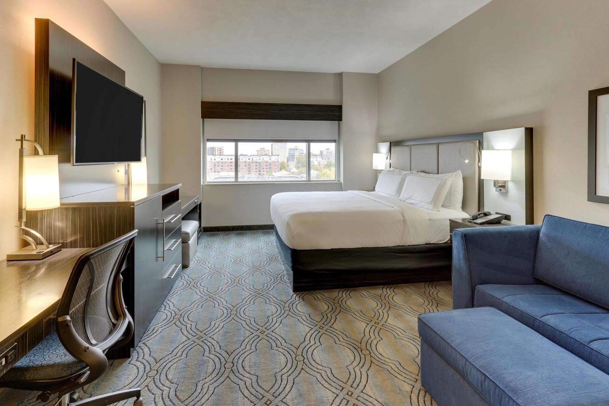 Doubletree By Hilton St. Louis Forest Park Buitenkant foto