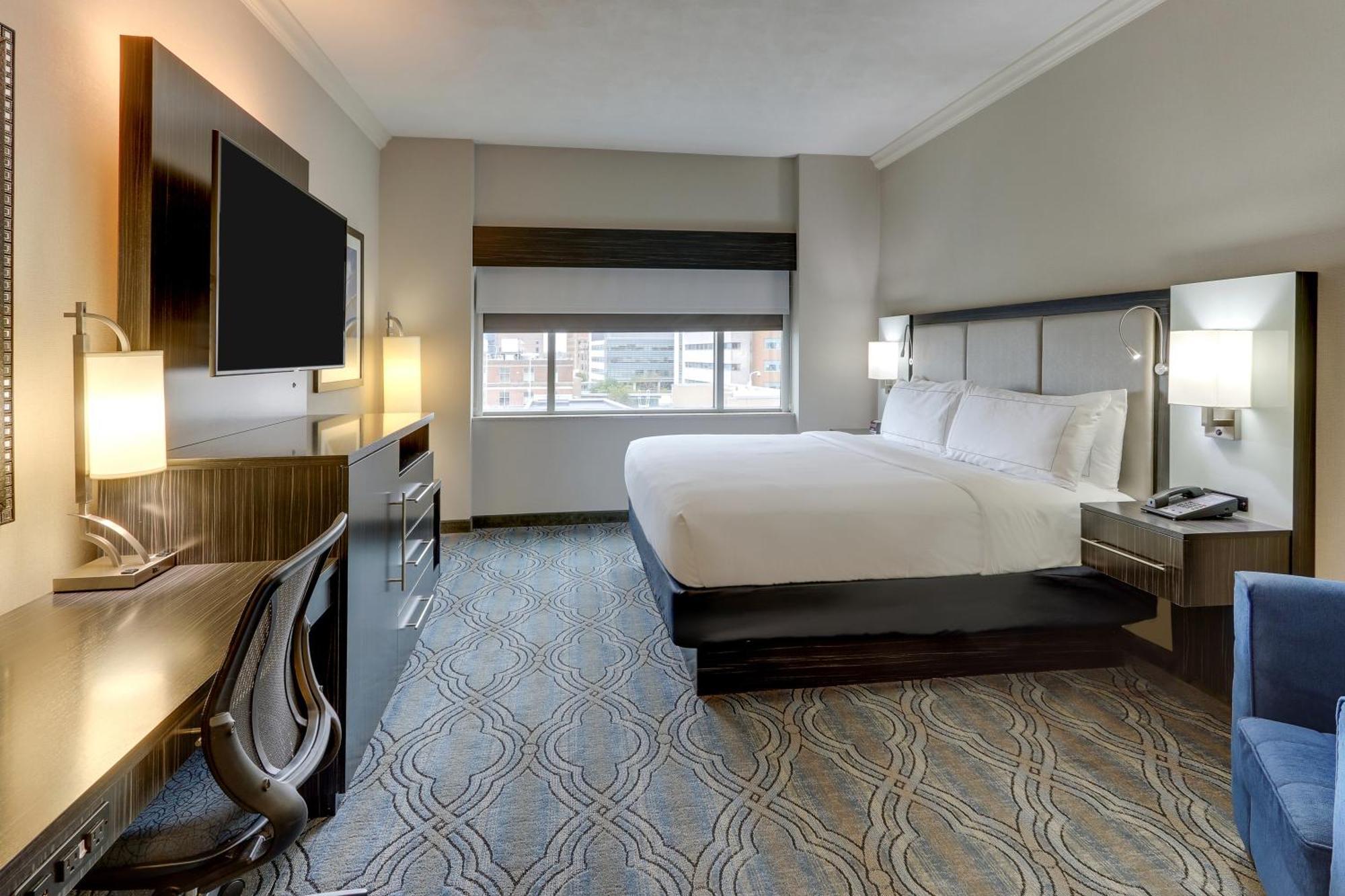 Doubletree By Hilton St. Louis Forest Park Buitenkant foto